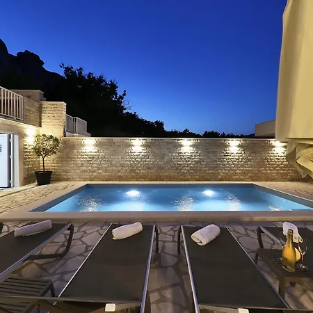 别墅 Pag - Sveta Marija *