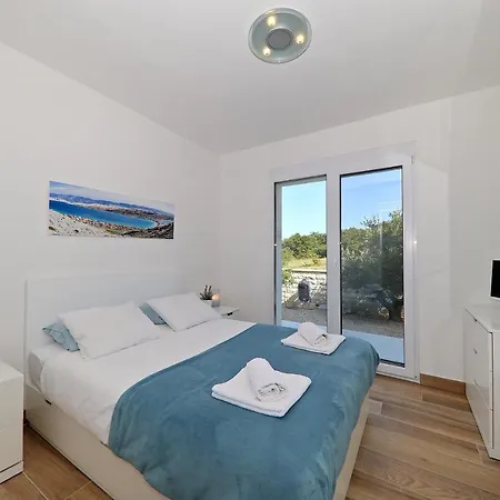 Pag - Sveta Marija *